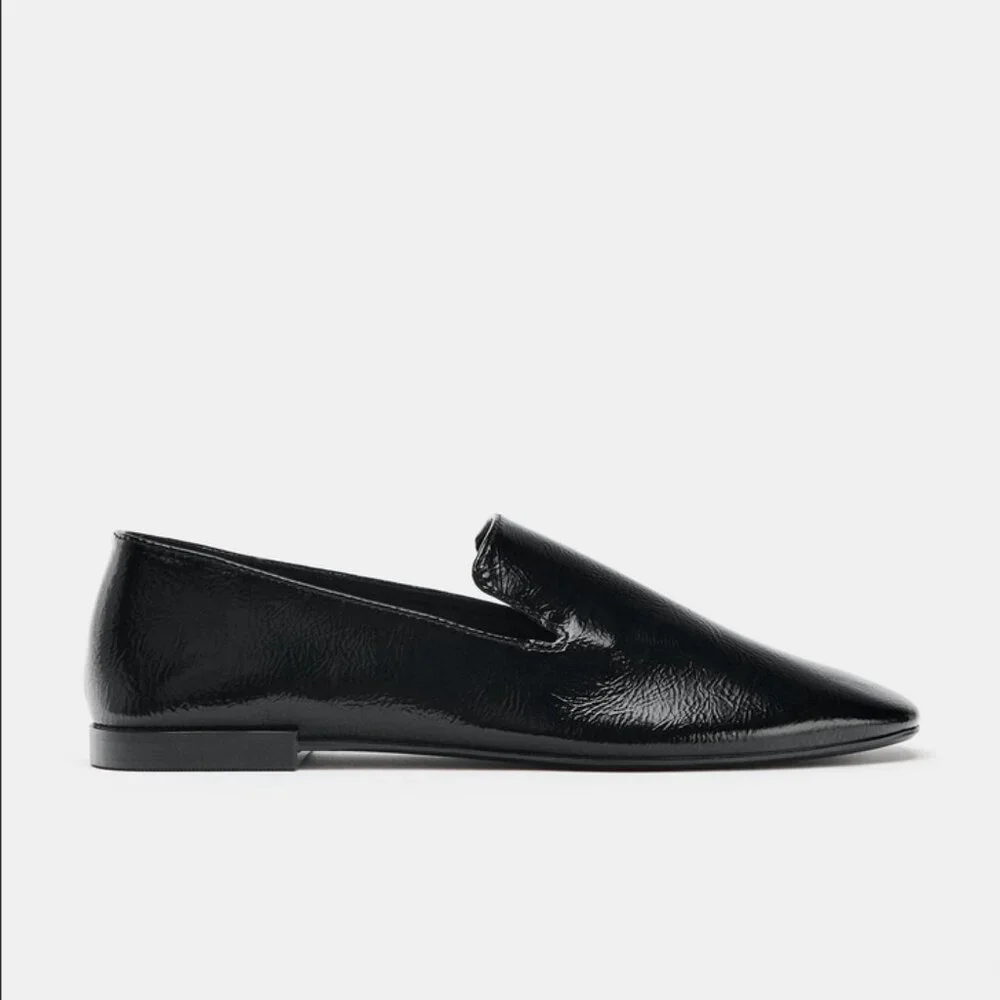 Black Zara Loafers (Patent Effect) - Picture 1 of 5